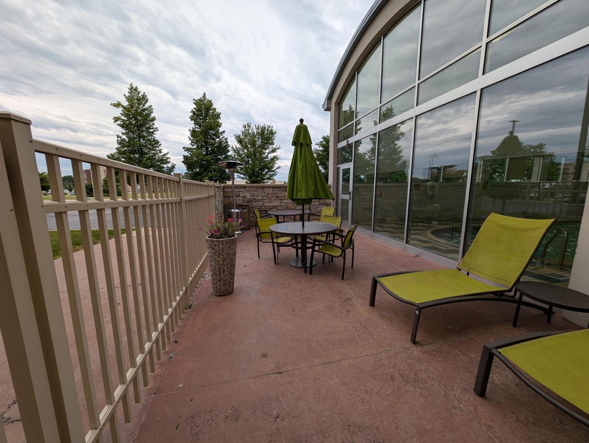 Springhill Suites By Marriott Chicago Waukegan/Gurnee Exterior foto